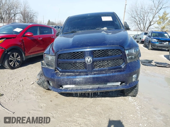 2013 Ram 1500 Express z VIN 1C6RR7KT2DS649040, wystawiony jako IAAI lot #41537501 z przebiegiem 161 469 mil mil oraz . Historia ofert i sprzedaży dostępna na DreamBid. Obrazek 12.