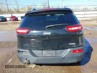 2018 Jeep Cherokee Latitude Plus with VIN 1C4PJLLB1JD552353, listed as a IAAI auction lot 41857521 with 69,880 mi miles. Bid and sale history available at carsss.com. Image 16.