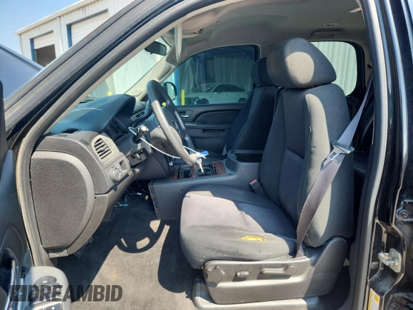 2012 Chevrolet Tahoe Commercial with VIN 1GNLC2E09CR207857, listed as a Copart auction lot 63292935 with 138,179 mi miles and Clean title. Bid and sale history available at DreamBid. Image 7.