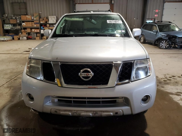 2012 Nissan Pathfinder S with VIN 5N1AR1NB6CC611370, listed as a Copart auction lot 77537124 with 111,798 mi miles and Clean Title. Bid and sale history available at carsss.com. Image 5.
