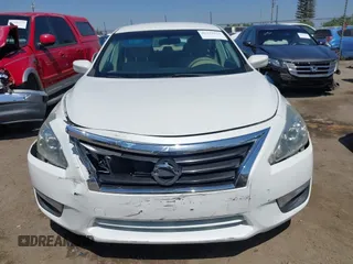 2013 Nissan Altima SV with VIN 1N4AL3APXDC102487, listed as a IAAI auction lot 42179813 with 120,218 mi miles and . Bid and sale history available at carsss.com. Image 12.