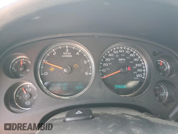 2011 Chevrolet Suburban LT с VIN 1GNSCJE00BR213311, выставлен на аукционе Copart как лот 55612835 с пробегом 219 379 миль миль и Списание • Salvage title. История ставок и продаж доступна на DreamBid. Изображение 9.