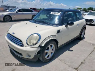 2010 MINI Hardtop with VIN WMWMF3C52ATZ66811, listed as a Copart auction lot 62948155 with 170,347 mi miles and Clean title. Bid and sale history available at DreamBid. Image 1.