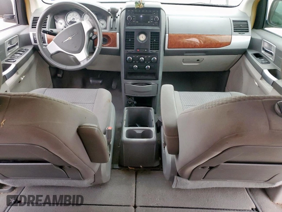 2008 Chrysler Town & Country Touring with VIN 2A8HR54P68R841618, listed as a Copart auction lot 48199205 with 153,058 mi miles and Salvage title. Bid and sale history available at DreamBid. Image 8.