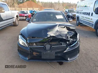 2018 Mercedes-Benz C 300 z VIN WDDWJ4KB0JF637536, wystawiony jako IAAI lot #40845998 z przebiegiem 49 846 mil mil oraz . Historia ofert i sprzedaży dostępna na DreamBid. Obrazek 12.