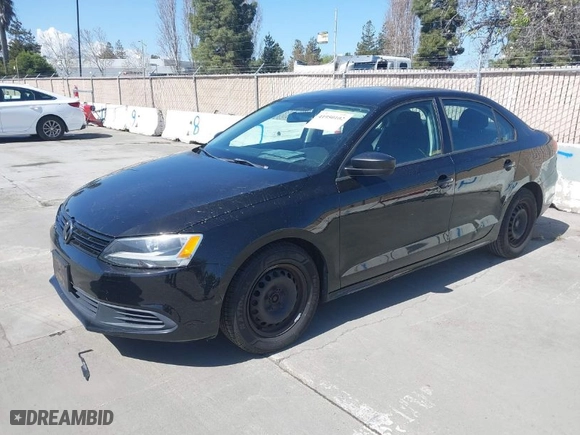 2014 Volkswagen Jetta Sedan S with VIN 3VW2K7AJ6EM439921, listed as a IAAI auction lot 41950102 with 140,023 mi miles. Bid and sale history available at carsss.com. Image 2.