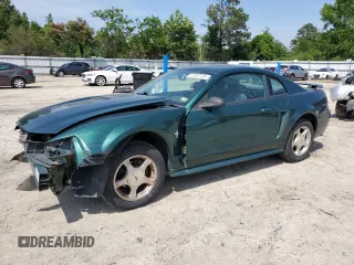 2001 Ford Mustang Standard with VIN 1FAFP404X1F196064, listed as a Copart auction lot 57237155 with 218,468 mi miles and Clean title. Bid and sale history available at DreamBid. Image 1.