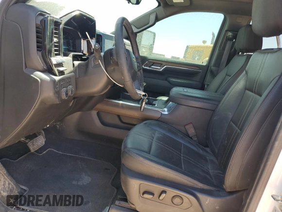 2024 Chevrolet Silverado 3500HD High Country with VIN 1GC4YVEY8RF253972, listed as a Copart auction lot 53496655 with 37,936 mi miles and Salvage title. Bid and sale history available at DreamBid. Image 7.