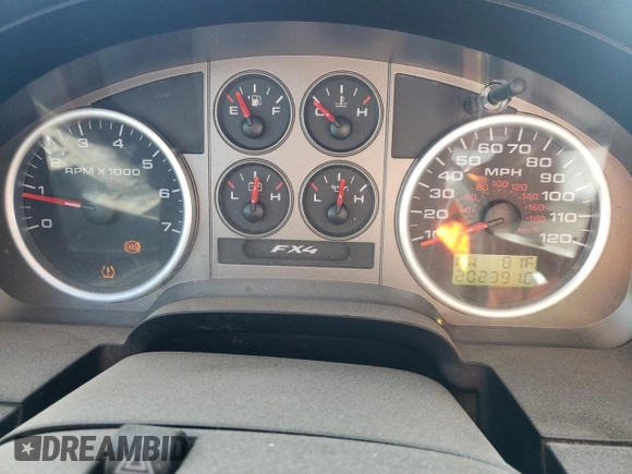 2007 Ford F-150 XLT z VIN 1FTPX045X7KC54622, wystawiony jako Copart lot #72048374 z przebiegiem 20 239 mil mil oraz Szkoda całkowita • Salvage title. Historia ofert i sprzedaży dostępna na DreamBid. Obrazek 9.