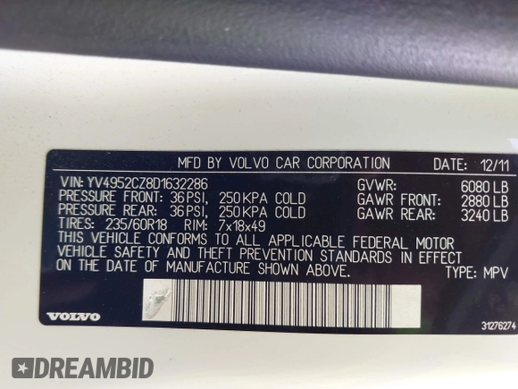 2013 Volvo XC90 Premier Plus with VIN YV4952CZ8D1632286, listed as a IAAI auction lot 42085579 with 134,009 mi miles. Bid and sale history available at carsss.com. Image 9.