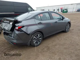 2024 Nissan Versa S с VIN 3N1CN8DVXRL895275, выставлен на аукционе IAAI как лот 42161114 с пробегом 16 140 миль миль и . История ставок и продаж доступна на DreamBid. Изображение 4.
