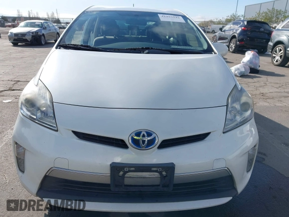 2014 Toyota Prius z VIN JTDKN3DP6E3060728, wystawiony jako IAAI lot #41993542 z przebiegiem 149 891 mil mil oraz . Historia ofert i sprzedaży dostępna na DreamBid. Obrazek 13.