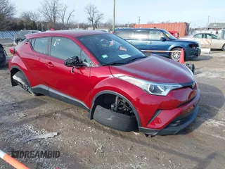 2018 Toyota C-HR XLE z VIN NMTKHMBX4JR001376, wystawiony jako IAAI lot #41226441 z przebiegiem 30 471 mil mil oraz . Historia ofert i sprzedaży dostępna na DreamBid. Obrazek 1.