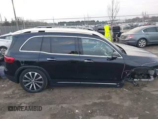 2022 Mercedes-Benz GLB 250 z VIN W1N4M4HBXNW250359, wystawiony jako IAAI lot #41210934 z przebiegiem 34 092 mil mil oraz . Historia ofert i sprzedaży dostępna na DreamBid. Obrazek 14.