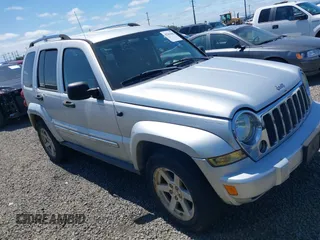 2005 Jeep Liberty Limited z VIN 1J4GL58K75W589331, wystawiony jako IAAI lot #42361601 z przebiegiem 153 462 mil mil oraz . Historia ofert i sprzedaży dostępna na DreamBid. Obrazek 1.