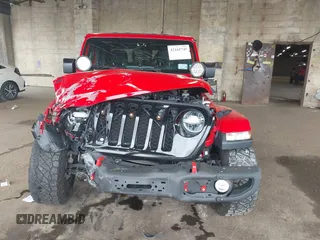 2021 Jeep Gladiator Willys z VIN 1C6HJTAG7ML602130, wystawiony jako IAAI lot #42161745 z przebiegiem 49 576 mil mil oraz . Historia ofert i sprzedaży dostępna na DreamBid. Obrazek 13.