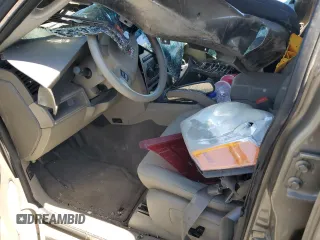 2005 Jeep Grand Cherokee Laredo z VIN 1J4HR48N65C517657, wystawiony jako Copart lot #58774685 z przebiegiem Nie podano mil oraz Szkoda całkowita • Salvage title. Historia ofert i sprzedaży dostępna na DreamBid. Obrazek 7.
