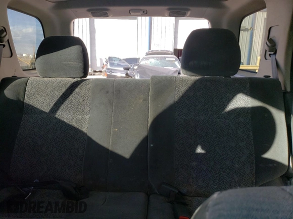 2002 Isuzu Rodeo S with VIN 4S2CK58W324314240, listed as a Copart auction lot 43694015 with 132,212 mi miles and Salvage title. Bid and sale history available at DreamBid. Image 10.