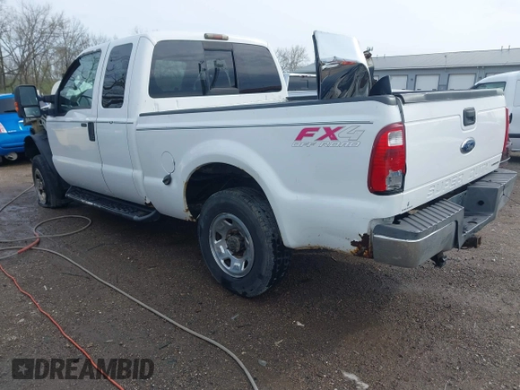 2008 Ford Super Duty F-250 SRW XL with VIN 1FTSX21518EC75966, listed as a IAAI auction lot 41958086 with 187,120 mi miles. Bid and sale history available at carsss.com. Image 3.