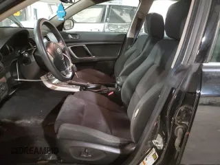 2008 Subaru Outback i z VIN 4S4BP61C287348641, wystawiony jako Copart lot #52567935 z przebiegiem 132 744 mil mil oraz Szkoda całkowita • Salvage title. Historia ofert i sprzedaży dostępna na DreamBid. Obrazek 7.