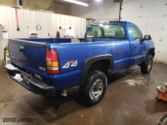 2004 GMC Sierra 2500HD Classic Work Truck with VIN 1GTHK24U54E145422, listed as a Copart auction lot 84060864 with 79,971 mi miles and Salvage Title. Bid and sale history available at carsss.com. Image 3.