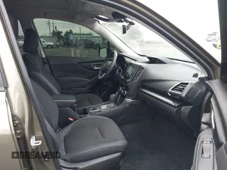 2024 Subaru Forester Premium with VIN JF2SKADC8RH506169, listed as a IAAI auction lot 41528579 with 13,099 mi miles. Bid and sale history available at carsss.com. Image 5.