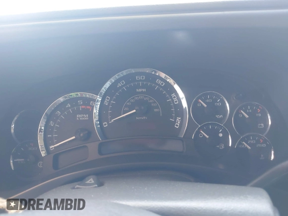 2005 Cadillac Escalade with VIN 1GYEK63N75R166555, listed as a IAAI auction lot 42545149 with Not provided miles and . Bid and sale history available at DreamBid. Image 6.