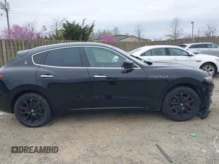 2017 Maserati Levante with VIN ZN661XUL6HX228414, listed as a IAAI auction lot 41898323 with 55,618 mi miles. Bid and sale history available at carsss.com. Image 13.