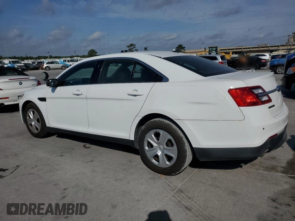2014 Ford Police Interceptor с VIN 1FAHP2MK2EG156454, выставлен на аукционе Copart как лот 53382825 с пробегом 148 018 миль миль и Списание • Salvage title. История ставок и продаж доступна на DreamBid. Изображение 2.
