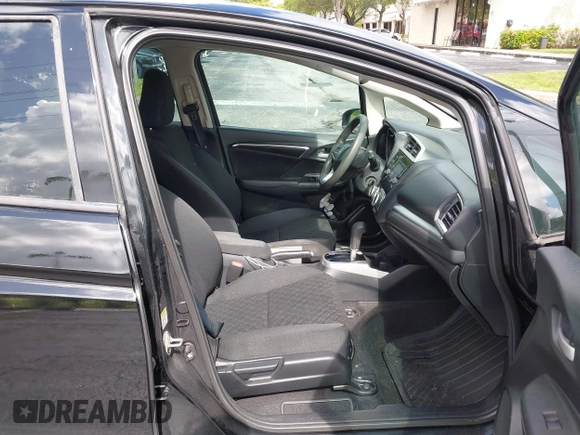 2015 Honda Fit LX с VIN 3HGGK5H50FM743903, выставлен на аукционе IAAI как лот 42763646 с пробегом 177 213 миль миль и . История ставок и продаж доступна на DreamBid. Изображение 5.