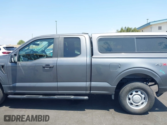 2022 Ford F-150 XL z VIN 1FTEX1EP3NKE22465, wystawiony jako IAAI lot #42179153 z przebiegiem 26 500 mil mil oraz . Historia ofert i sprzedaży dostępna na DreamBid. Obrazek 15.