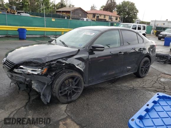 2011 Volkswagen Jetta SE with VIN 3VWDX7AJ0BM330408, listed as a Copart auction lot 61417785 with 152,588 mi miles and Salvage title. Bid and sale history available at DreamBid. Image 1.