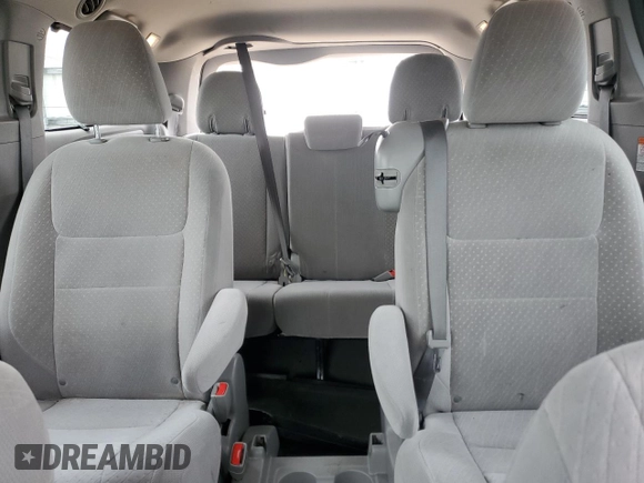 2018 Toyota Sienna LE Auto Access Seat with VIN 5TDKZ3DC4JS910687, listed as a Copart auction lot 55516745 with 67,943 mi miles and Salvage title. Bid and sale history available at DreamBid. Image 10.