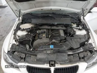 2006 BMW 3 Series 325xi with VIN WBAVD13536KV11185, listed as a IAAI auction lot 42543717 with Not provided miles and . Bid and sale history available at DreamBid. Image 10.
