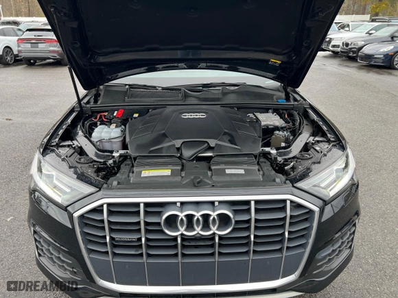 2020 Audi Q7 Premium with VIN WA1AXAF70LD003658, listed as a Copart auction lot 48668495 with 88,618 mi miles and Clean Title. Bid and sale history available at carsss.com. Image 8.