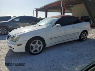 2005 Mercedes-Benz CLK-Class 5.0L with VIN WDBTK75JX5F120876, listed as a Copart auction lot 52415435 with 154,706 mi miles and Clean Title. Bid and sale history available at carsss.com. Image 1.