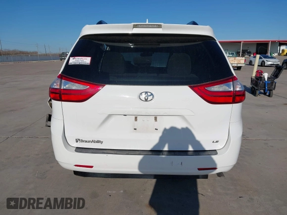 2019 Toyota Sienna LE Auto Access Seat with VIN 5TDKZ3DC7KS985028, listed as a IAAI auction lot 41757413 with 65,865 mi miles and . Bid and sale history available at DreamBid. Image 16.