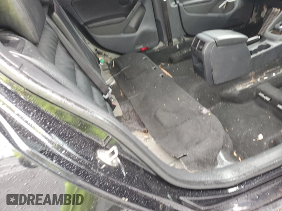 2013 Volkswagen GTI с VIN WVWGD7AJ0DW088733, выставлен на аукционе Copart как лот 55936775 с пробегом Не указан миль и Чистый • Clean title. История ставок и продаж доступна на DreamBid. Изображение 10.