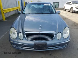 2005 Mercedes-Benz E 500 z VIN WDBUF70J65A615511, wystawiony jako Copart lot #47146855 z przebiegiem 145 221 mil mil oraz Szkoda całkowita • Salvage title. Historia ofert i sprzedaży dostępna na DreamBid. Obrazek 5.