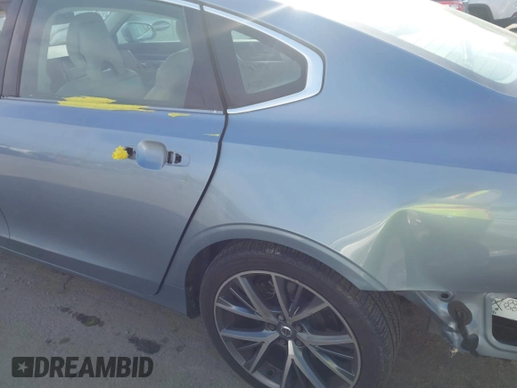 2018 Volvo S90 Momentum z VIN LVY982AK0JP007222, wystawiony jako IAAI lot #42024457 z przebiegiem 134 281 mil mil oraz . Historia ofert i sprzedaży dostępna na DreamBid. Obrazek 18.