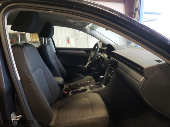 2020 Volkswagen Passat 2.0T S with VIN 1VWAA7A31LC023869, listed as a Copart auction lot 65700602 with 25,716 mi miles. Bid and sale history available at carsss.com. Image 5.