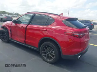 2021 Alfa Romeo Stelvio z VIN ZASPAJAN7M7D08508, wystawiony jako IAAI lot #42206372 z przebiegiem 56 459 mil mil oraz . Historia ofert i sprzedaży dostępna na DreamBid. Obrazek 3.