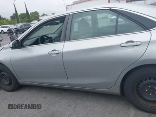 2015 Toyota Camry XLE z VIN 4T1BF1FK6FU953511, wystawiony jako IAAI lot #42377050 z przebiegiem 160 781 mil mil oraz . Historia ofert i sprzedaży dostępna na DreamBid. Obrazek 14.