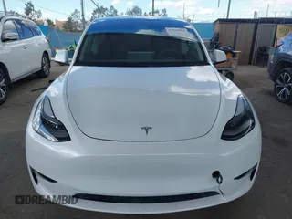 2024 Tesla Model Y Long Range with VIN 7SAYGDEE5RA222333, listed as a IAAI auction lot 41944404 with 12,176 mi miles. Bid and sale history available at carsss.com. Image 13.