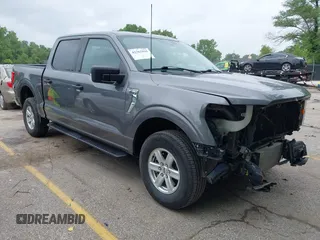 2021 Ford F-150 XL z VIN 1FTEW1EP6MFD11306, wystawiony jako IAAI lot #42362025 z przebiegiem 90 003 mil mil oraz . Historia ofert i sprzedaży dostępna na DreamBid. Obrazek 1.