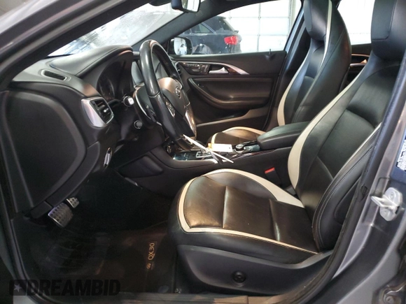 2017 Infiniti QX30 Premium with VIN SJKCH5CP9HA019936, listed as a Copart auction lot 58857575 with 91,591 mi miles and Salvage title. Bid and sale history available at DreamBid. Image 7.