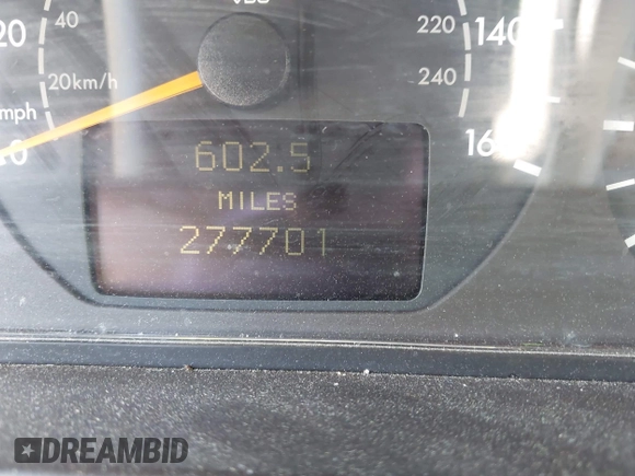 2000 Mercedes-Benz E 320 with VIN WDBJF65J2YB105399, listed as a IAAI auction lot 42076107 with 277,701 mi miles and . Bid and sale history available at DreamBid. Image 15.