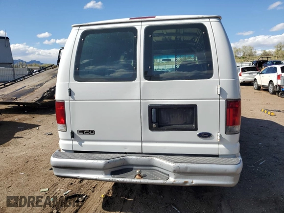 2002 Ford Econoline Cargo with VIN 1FTRE142X2HA55487, listed as a Copart auction lot 52957645 with 270,731 mi miles and Clean Title. Bid and sale history available at carsss.com. Image 6.