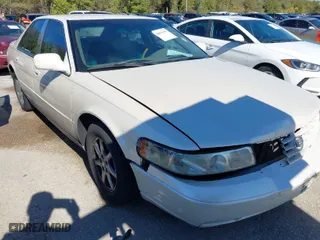 2002 Cadillac Seville Luxury SLS with VIN 1G6KS54Y52U231880, listed as a IAAI auction lot 40911457 with NaN miles. Bid and sale history available at carsss.com. Image 1.