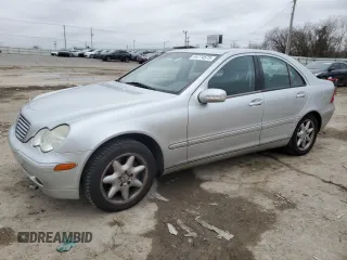 2002 Mercedes-Benz C 230/260/280/320 with VIN WDBRF64J22F281843, listed as a Copart auction lot 44774575 with 125,975 mi miles and Salvage Title. Bid and sale history available at DreamBid. Image 1.
